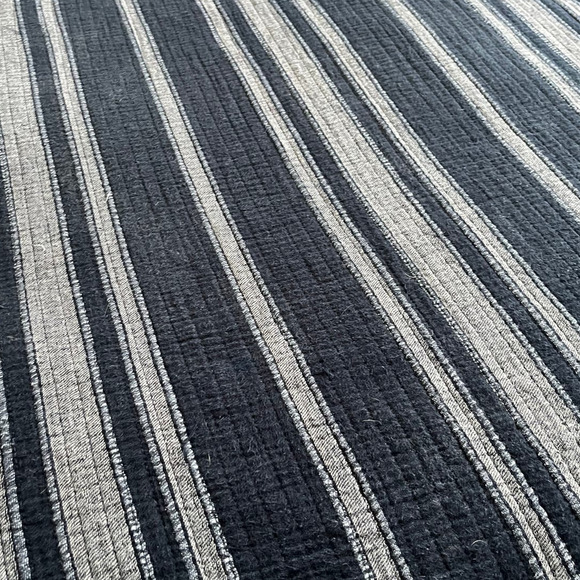 Frye Striped Navy Blue Comforter Queen Quilt 90" x 100" - Picture 2 of 9